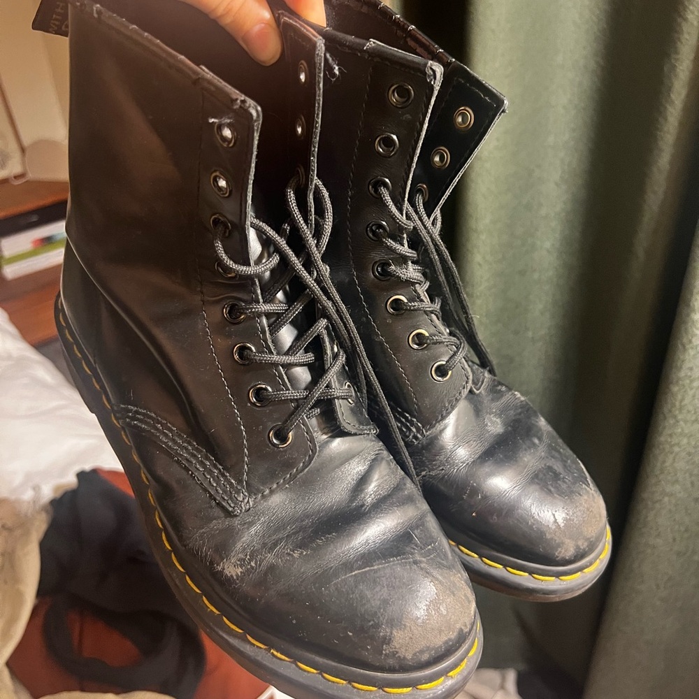 Vintage Doc Martins Black Leather Lace-Up Boots
